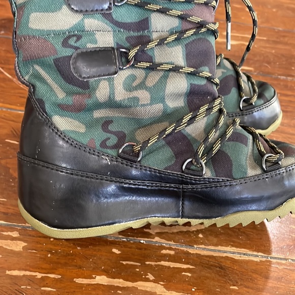 Fitflop camouflage boots (sz 1) - Picture 7 of 11